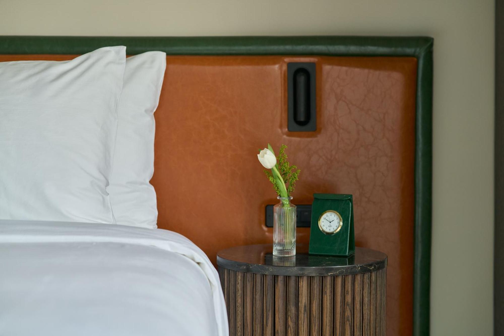 Sixty Dc Hotel Вашингтон Екстериор снимка